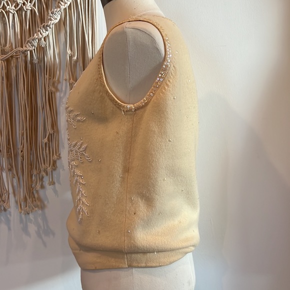1960's Vintage The Broadway Lambswool/Angora Beaded Sweater Hong Kong Elegant! - Picture 4 of 12